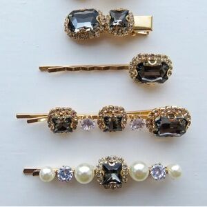 🩶💎SB Millinery set of 4 grey rhinestone & faux pearl hair slides / clips.
